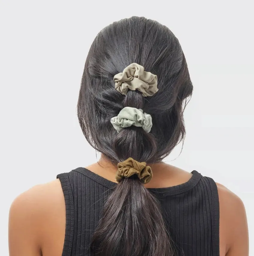 5pc Assorted Textured Scrunchies - Eucalyptus