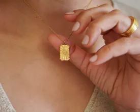 Gold Rectangle Pendant with Flower Necklace