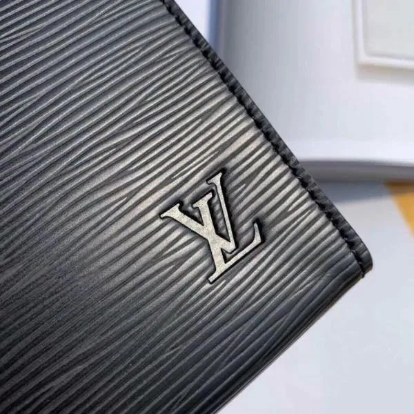 Men&#8217;s Pochette Voyage Mm Epi Leather Pouch M67899 2019 Collection